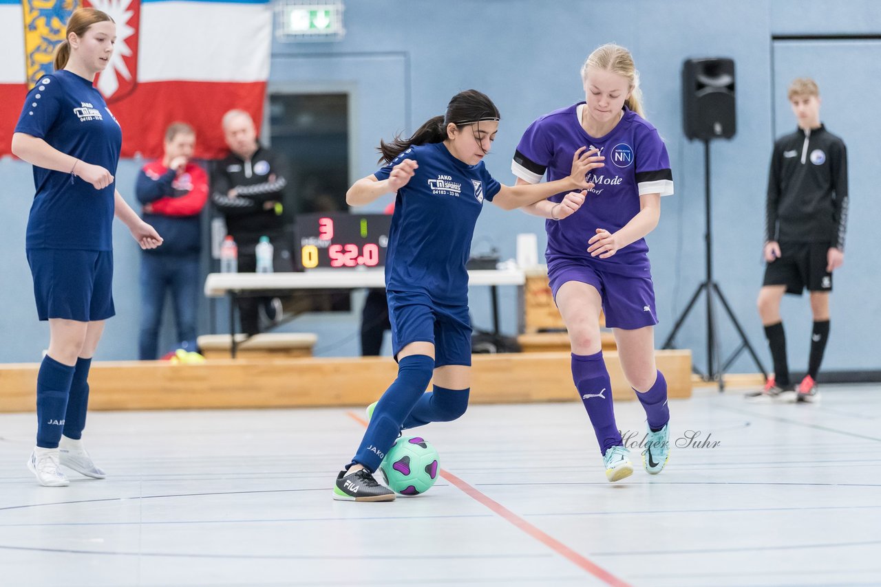 Bild 170 - C-Juniorinnen 2 Loewinnen Cup